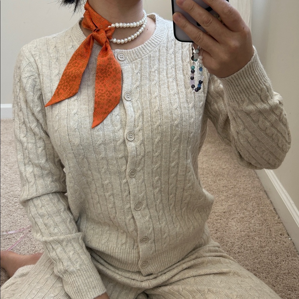 Hermes 100% silk twilly. - Picture 6 of 8